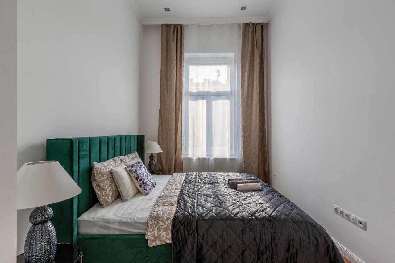 Glorious Central Apartment Next To The New York Cafe Budapest Esterno foto