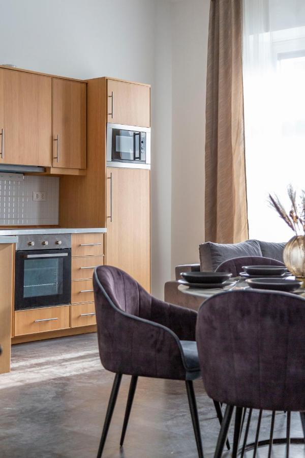 Glorious Central Apartment Next To The New York Cafe Budapest Esterno foto