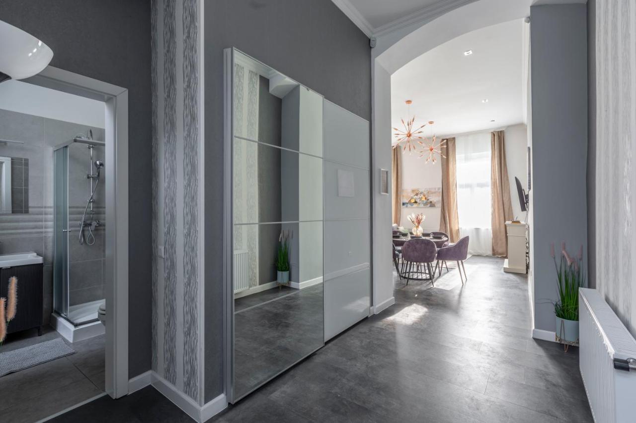 Glorious Central Apartment Next To The New York Cafe Budapest Esterno foto
